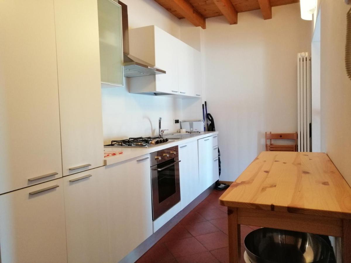 Iseolakerental - Casa Del Pescatore Riva di Solto Εξωτερικό φωτογραφία